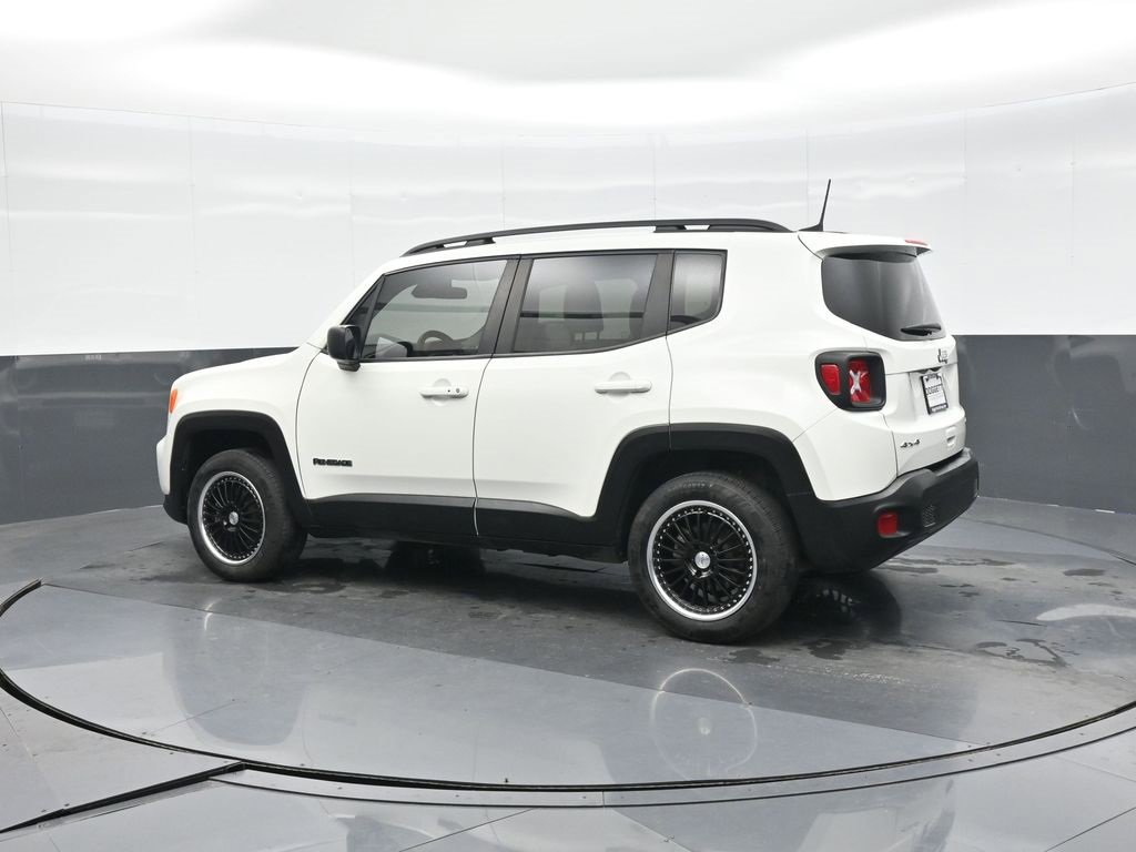 Used 2022 Jeep Renegade Latitude image 17