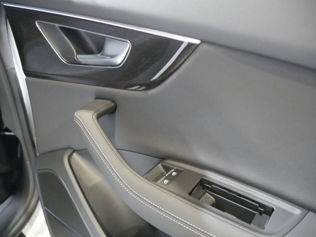 New 2026 Audi Q8 Premium Plus image 33
