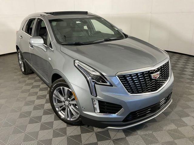 Certified 2025 Cadillac XT5 Premium Luxury w/ Technology Package AWD/4WD image 39