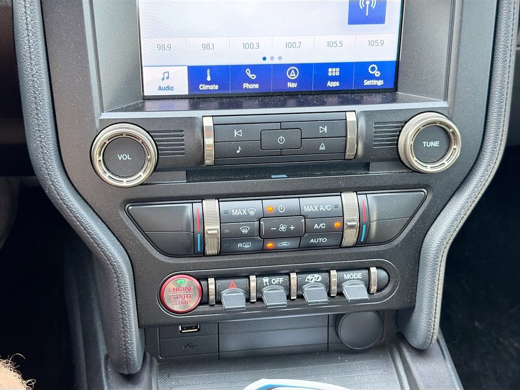Used 2020 Ford Mustang Shelby GT500 w/ Technology Package RWD image 17