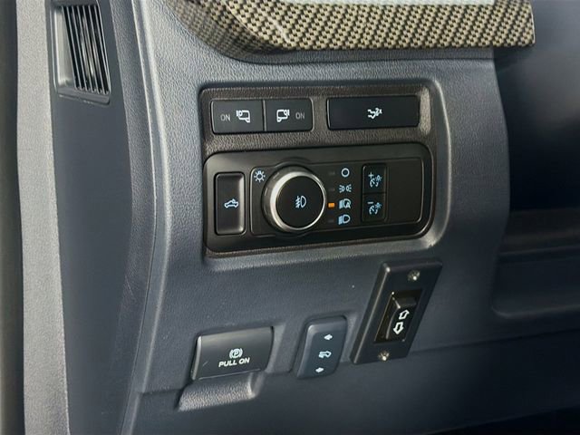 Used 2024 Ford F250 Lariat w/ Lariat Ultimate Package AWD/4WD image 12