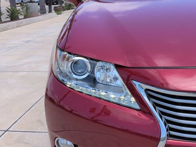 Used 2013 Lexus ES 300h w/ Luxury Pkg FWD image 10