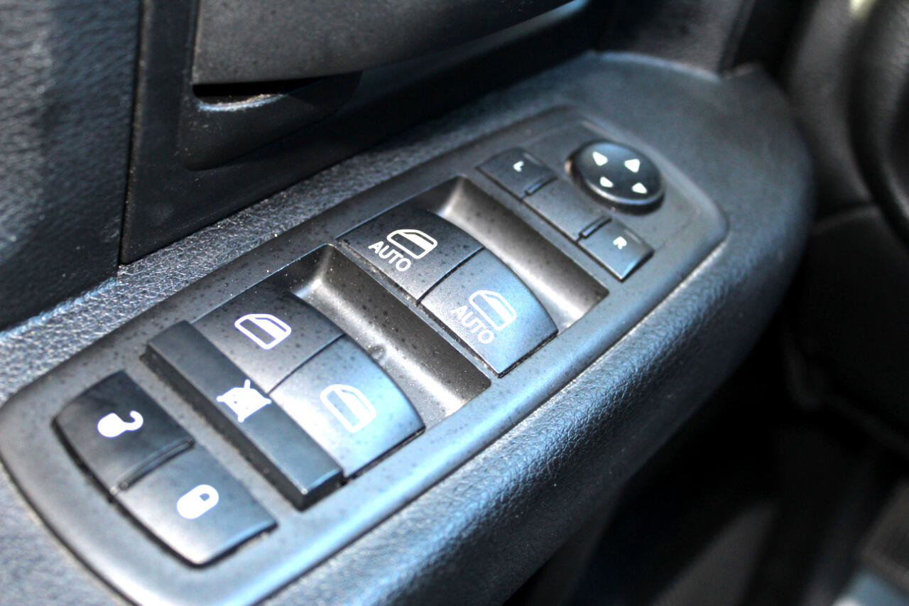 Used 2021 RAM 3500 Tradesman image 20