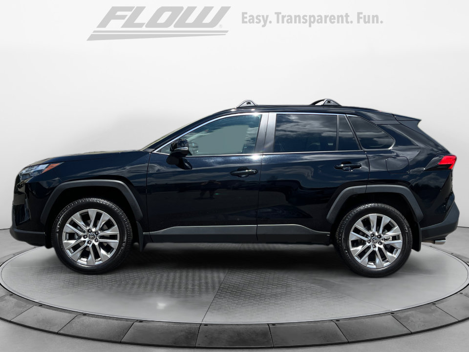 Used 2025 Toyota RAV4 XLE Premium w/ Weather Package AWD/4WD image 5