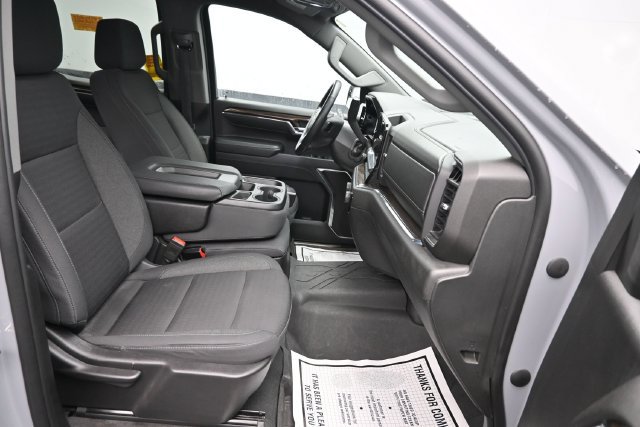 Used 2024 Chevrolet Silverado 1500 RST AWD/4WD image 8