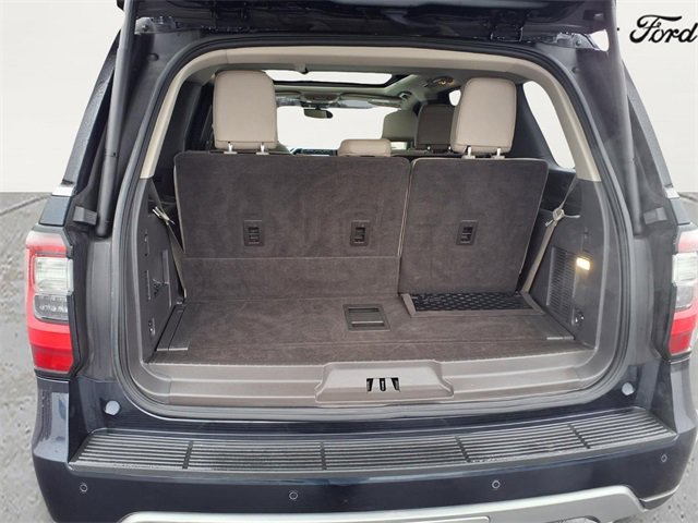 Used 2021 Ford Expedition Limited image 10