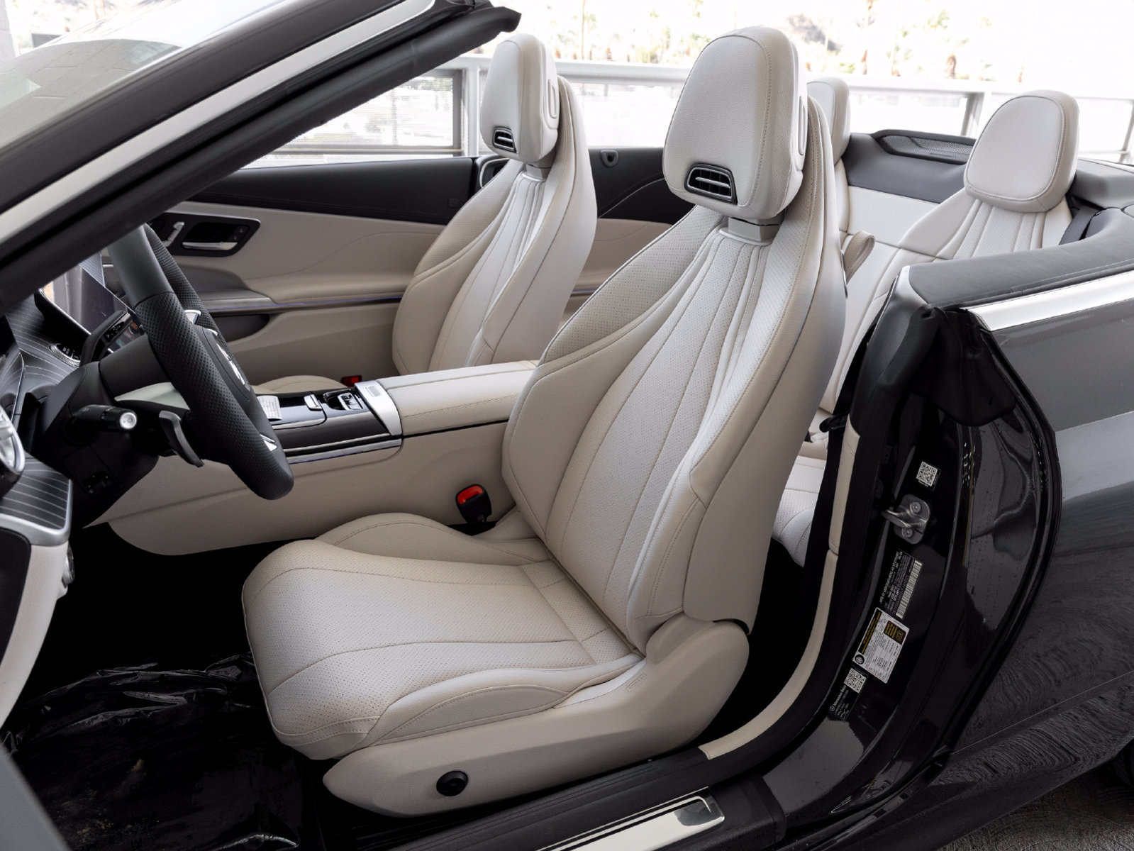 New 2027 Mercedes-Benz CLE 450 4MATIC Cabriolet image 11