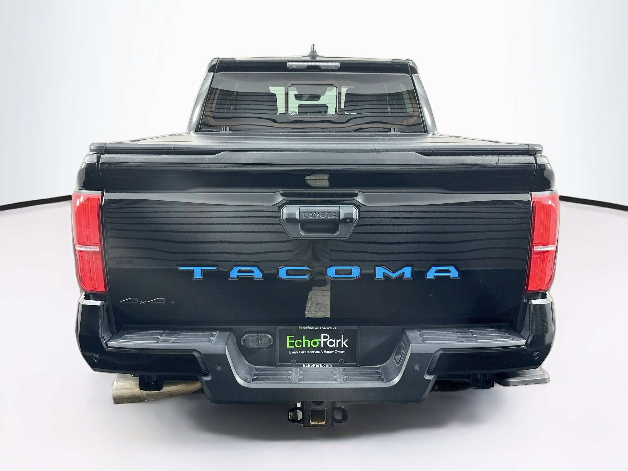 Used 2024 Toyota Tacoma TRD Off-Road w/ TRD Off Road Upgrade Package AWD/4WD image 7
