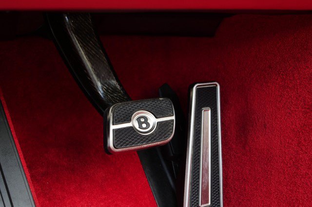 Used 2021 Bentley Continental GT AWD/4WD image 30