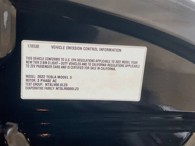 Used 2022 Tesla Model 3 Long Range AWD/4WD image 34