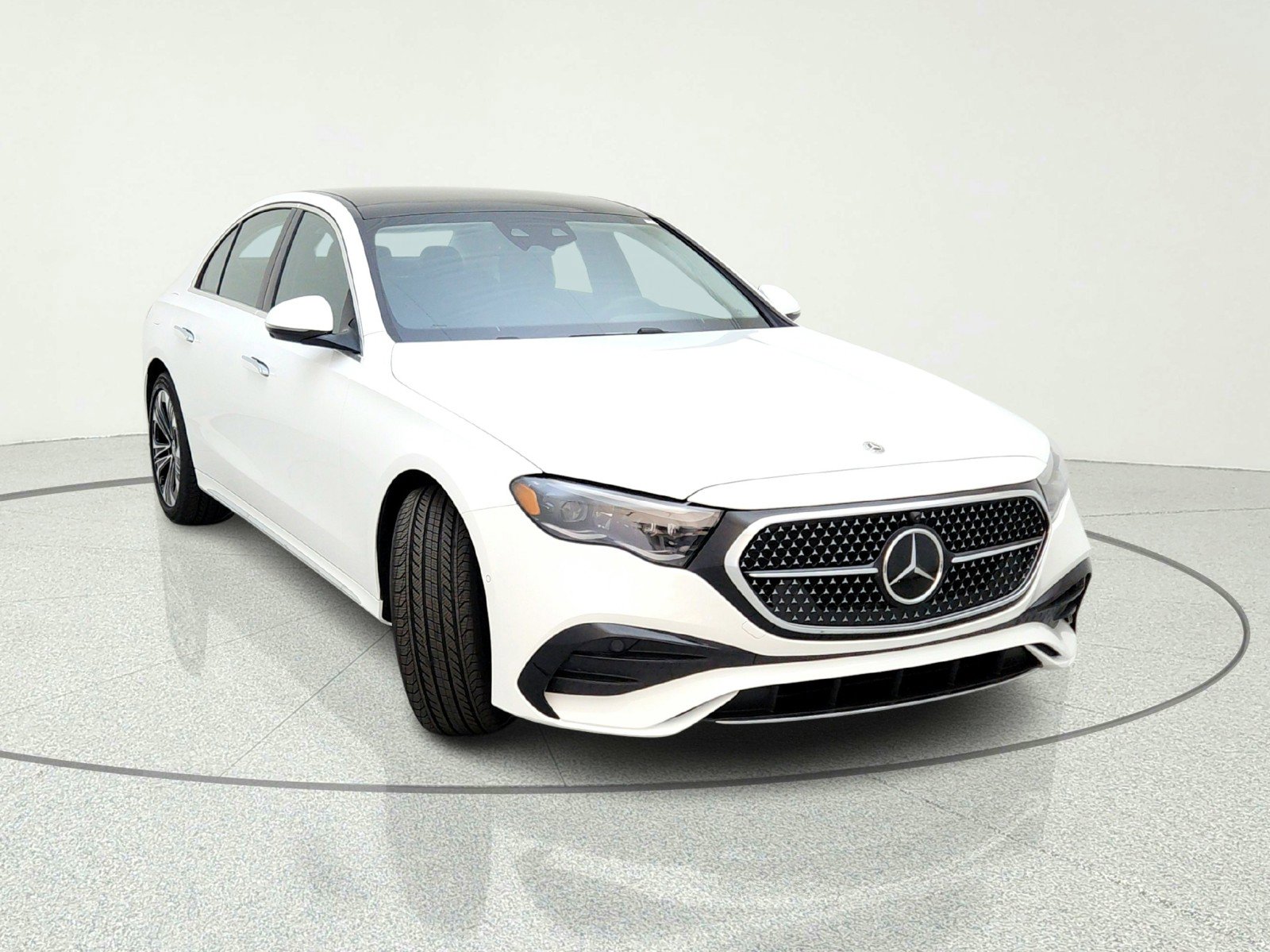 New 2026 Mercedes-Benz E 350 Sedan image 4