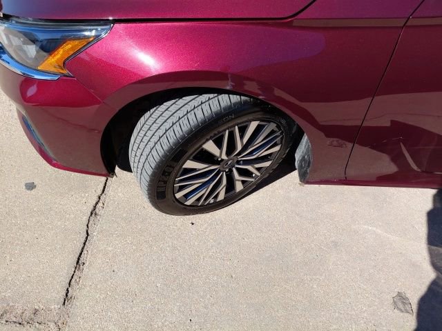 Used 2025 Nissan Altima 2.5 SV image 34