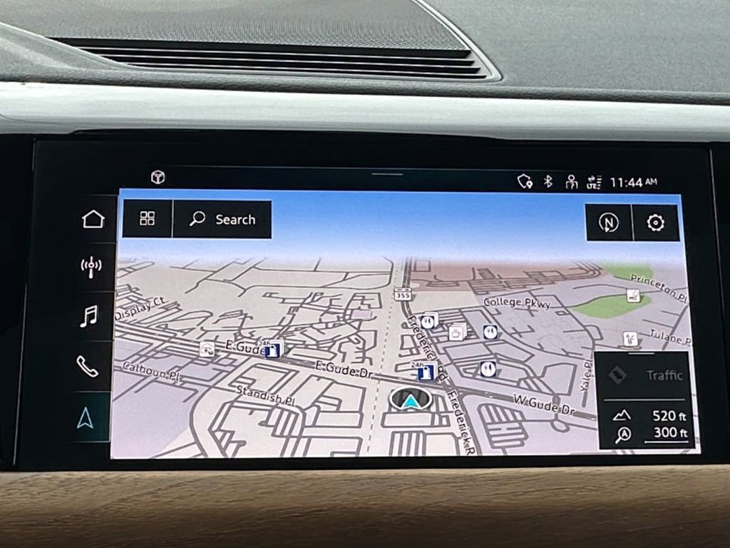 Used 2023 Audi e-tron GT Prestige image 17