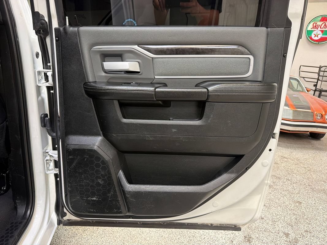 Used 2021 RAM 3500 Big Horn AWD/4WD image 34