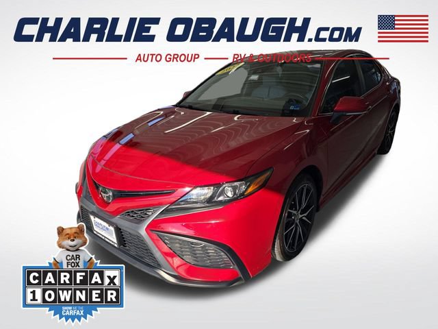 Used 2022 Toyota Camry SE w/ Carpet Mat Package (TMS) FWD image 1