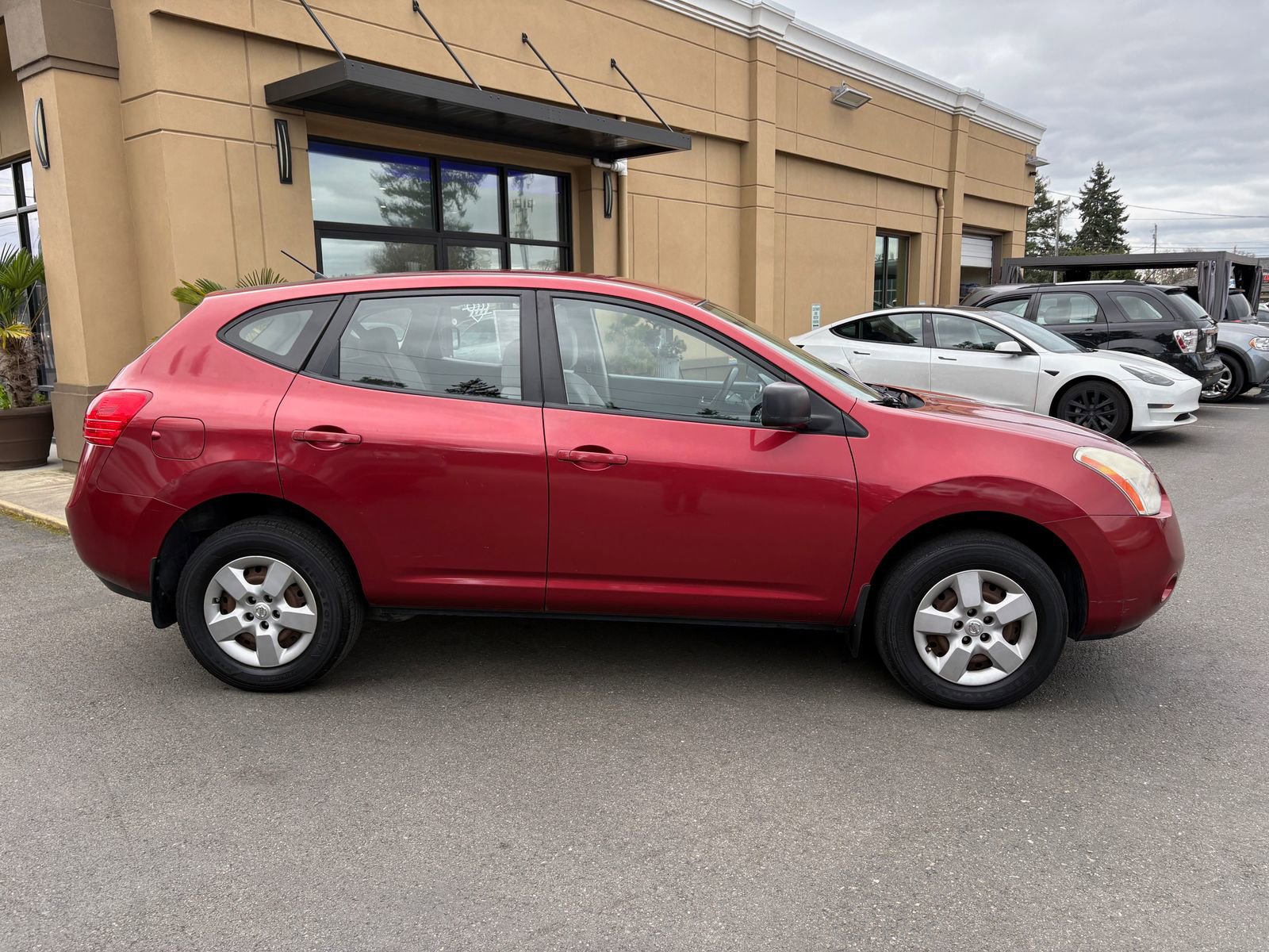 Used 2009 Nissan Rogue S image 9