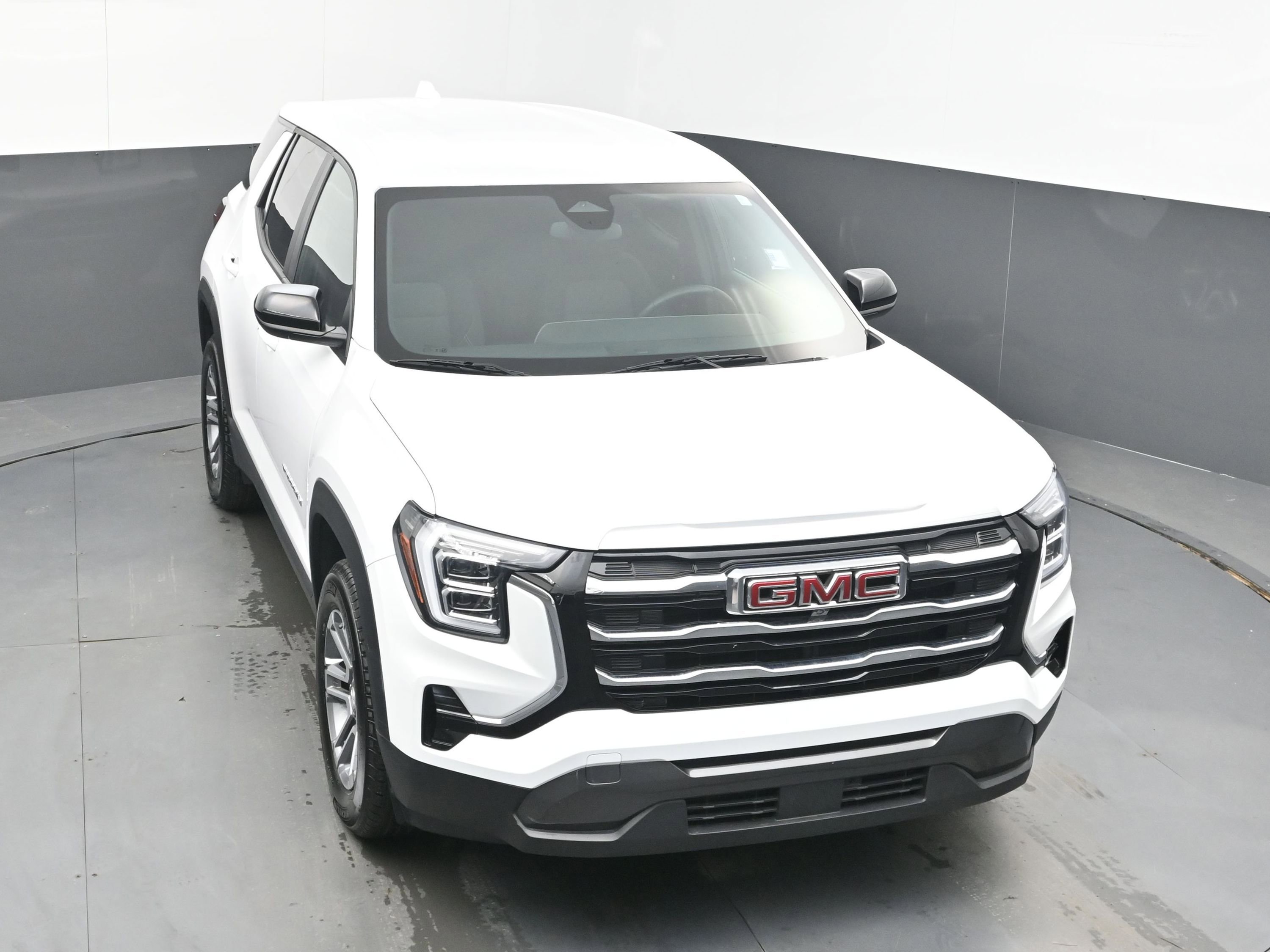 Used 2025 GMC Terrain Elevation image 20