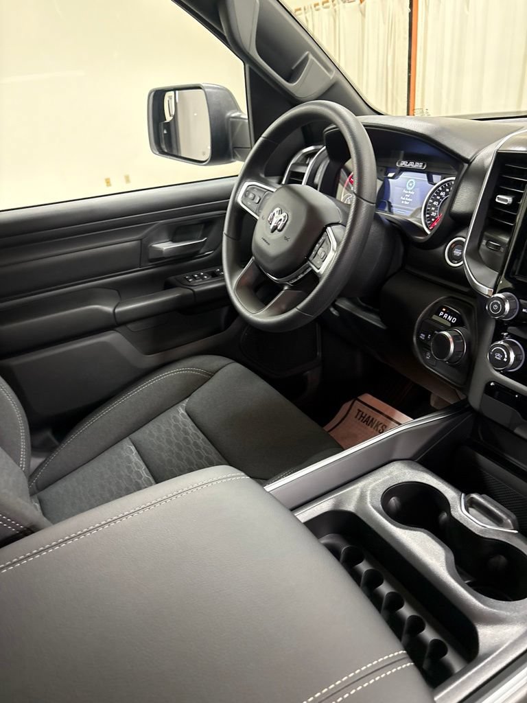 New 2026 RAM 1500 Express AWD/4WD image 24