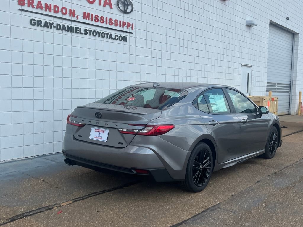 New 2026 Toyota Camry SE image 4