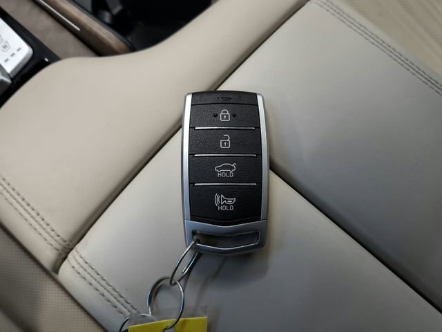 Used 2021 Genesis G90 3.3T Premium image 26