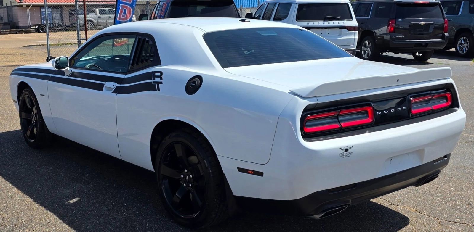 Used 2018 Dodge Challenger R/T RWD image 5