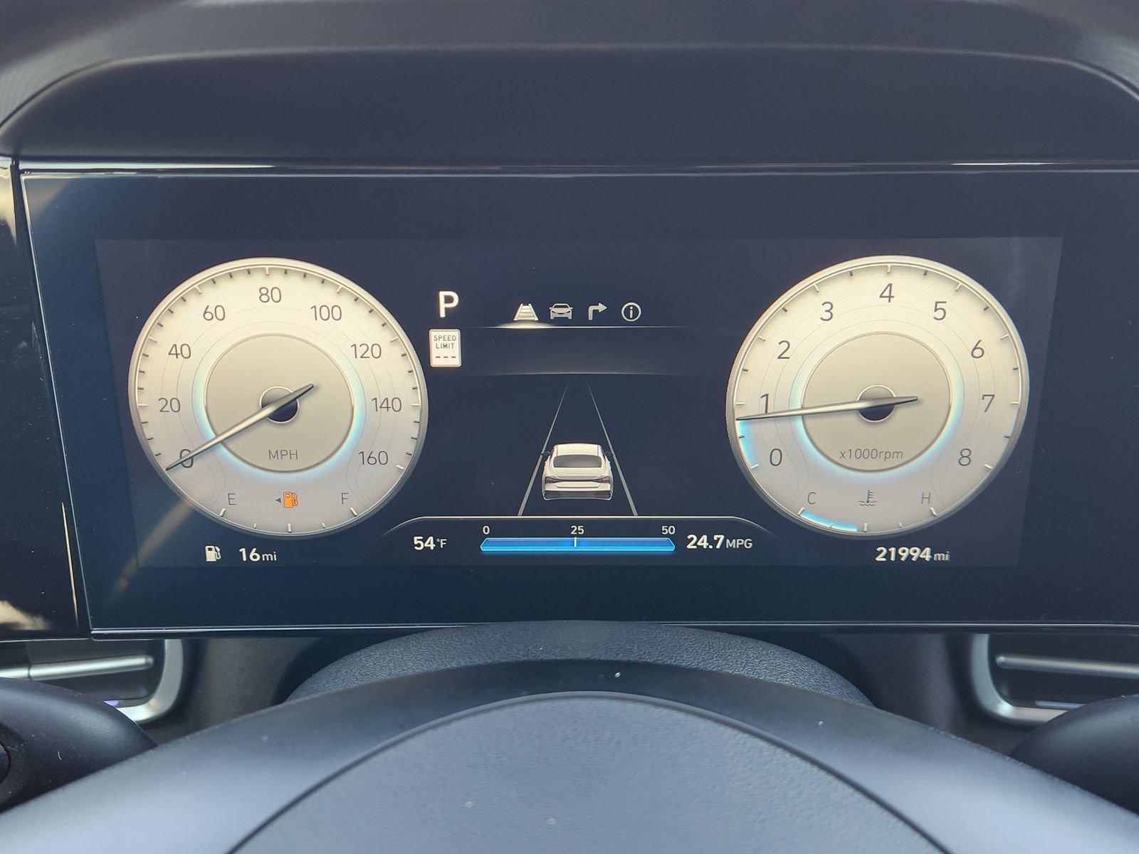 Used 2024 Hyundai Elantra SEL image 18