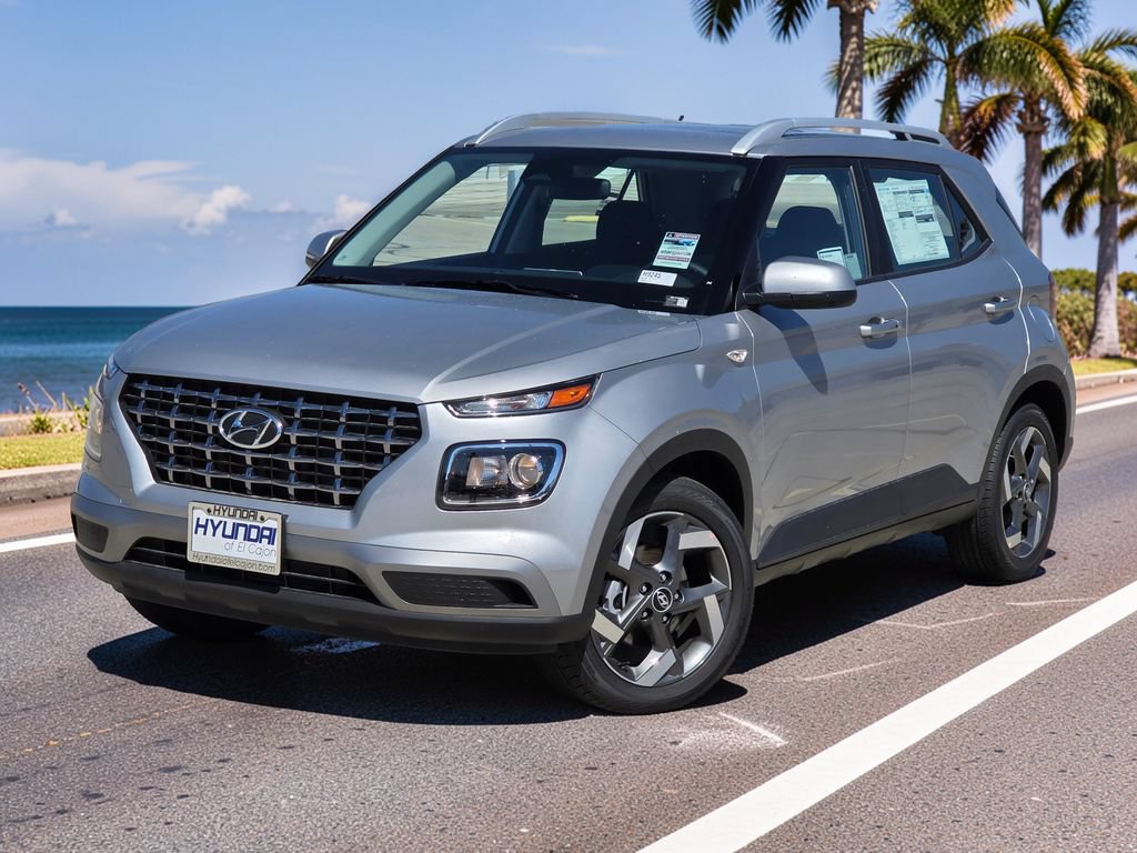 New 2026 Hyundai Venue SEL FWD image 2