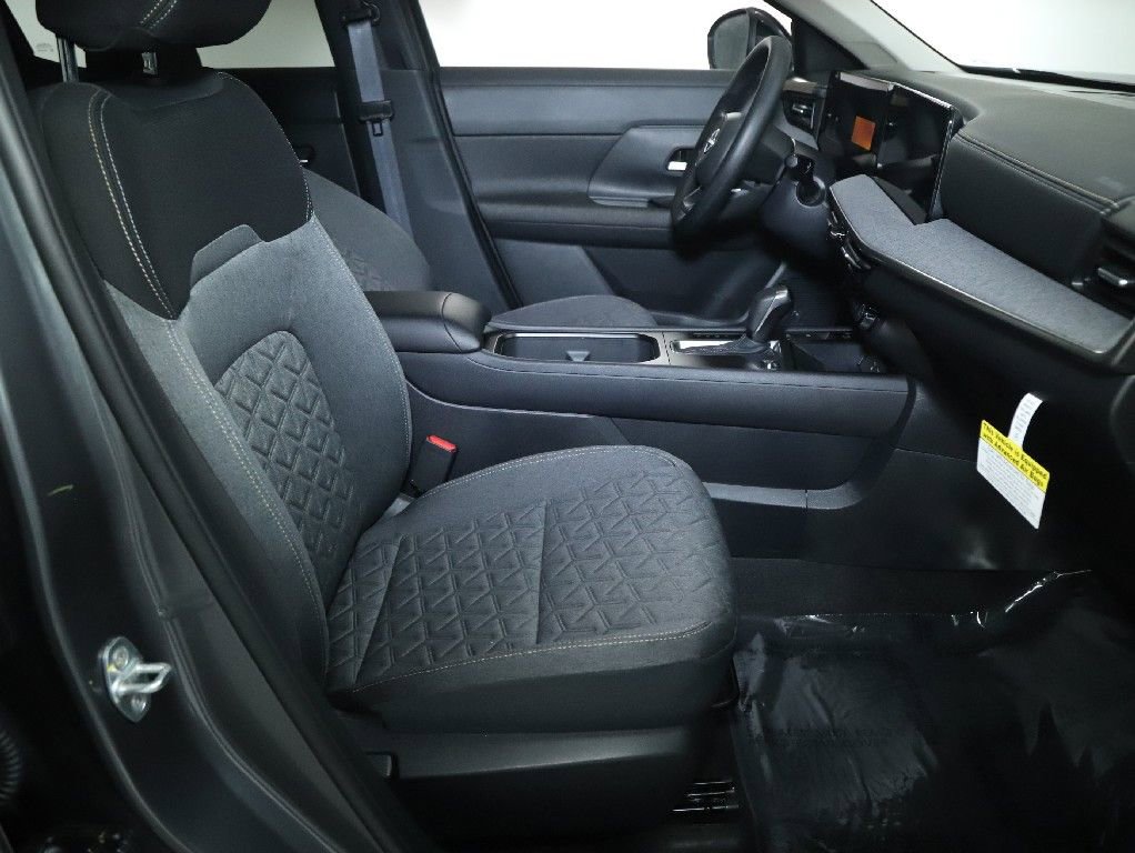 Certified 2026 Nissan Kicks SV w/ SV Premium Package image 38