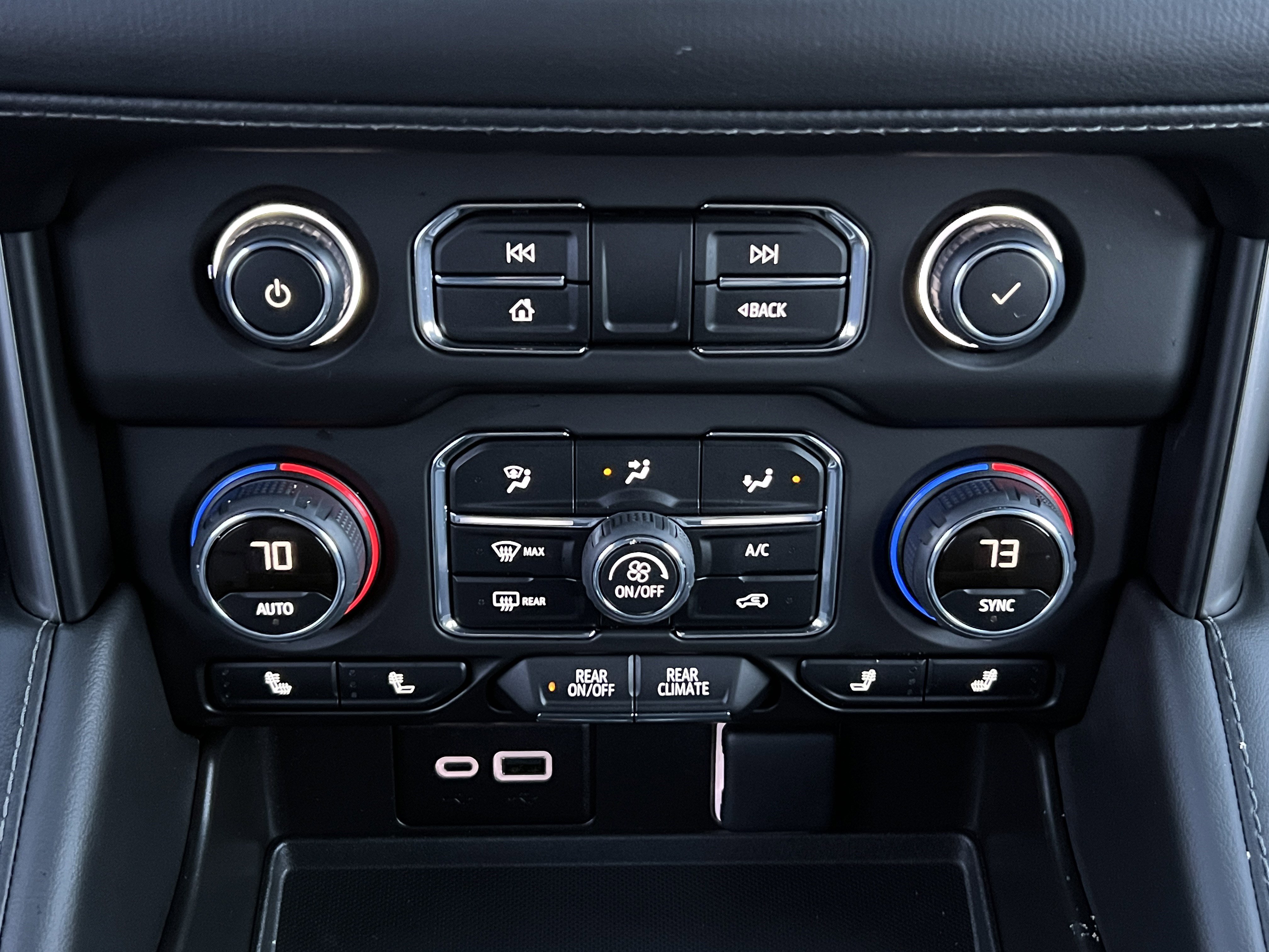 Used 2023 Chevrolet Tahoe Z71 image 34