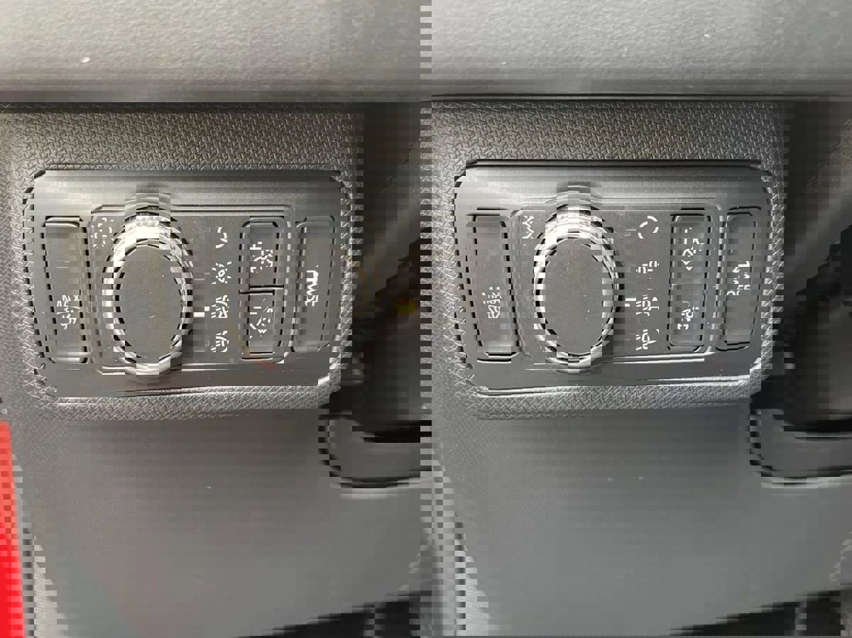 Used 2021 Ford Mustang Mach-E Premium image 23