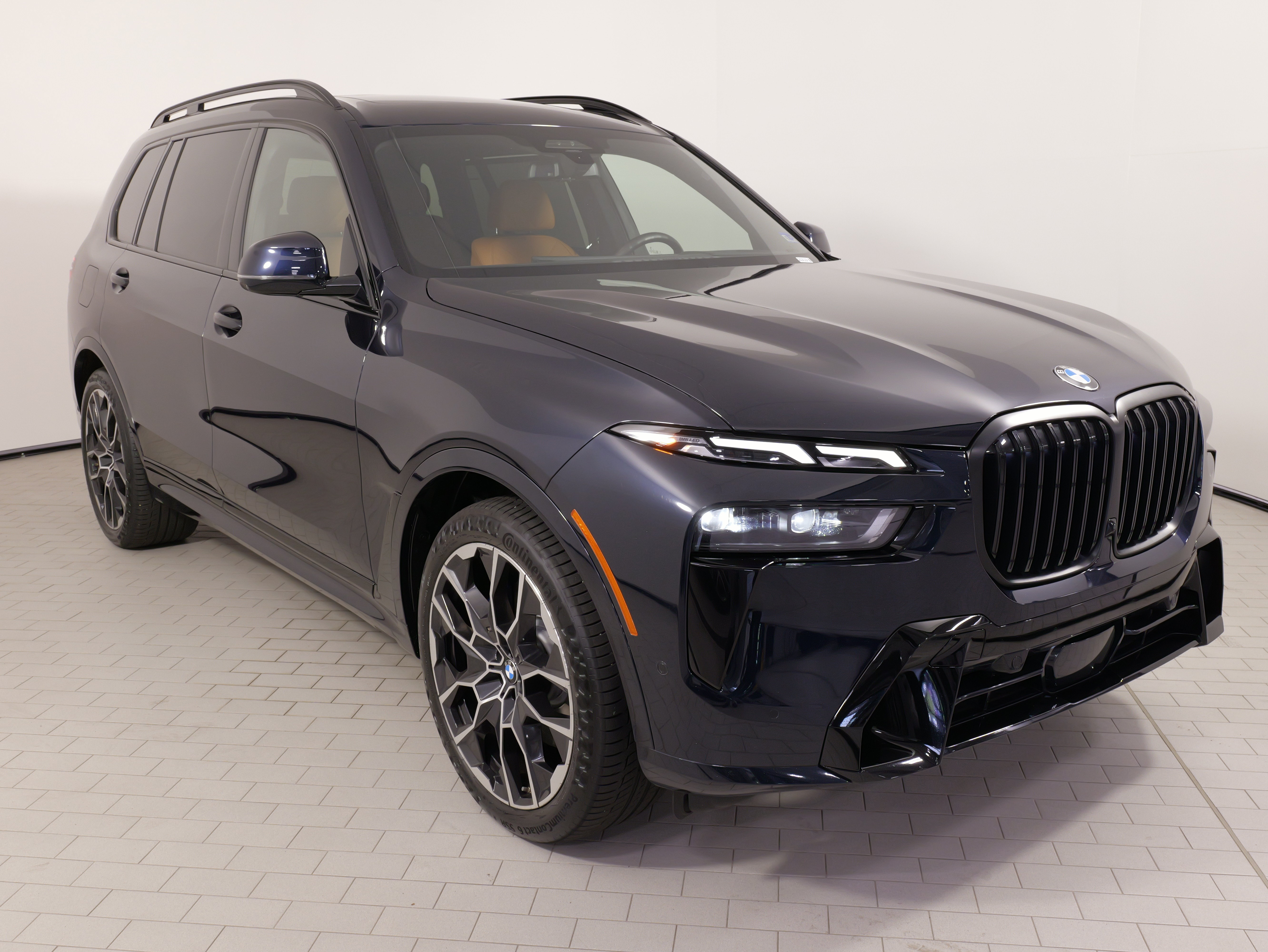 Used 2026 BMW X7 xDrive40i w/ Executive Package AWD/4WD image 6