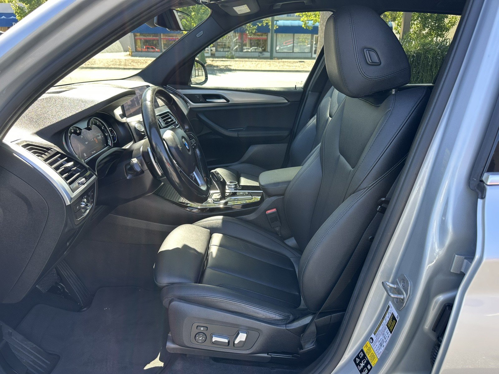 Used 2021 BMW X3 xDrive30i AWD/4WD image 18