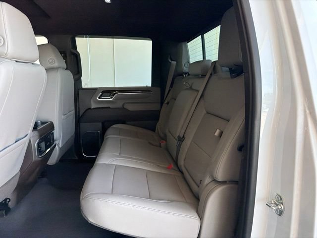 Used 2026 GMC Sierra 2500 SLT w/ SLT Premium Package AWD/4WD image 18