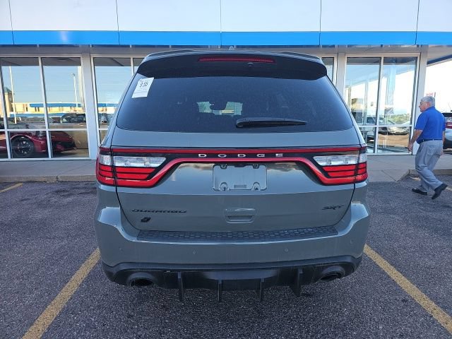 Used 2022 Dodge Durango SRT w/ Premium Interior Group AWD/4WD image 4