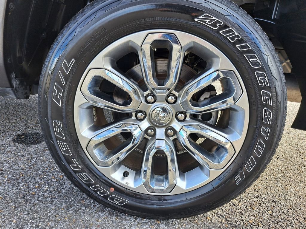 Used 2024 RAM 1500 Laramie image 30