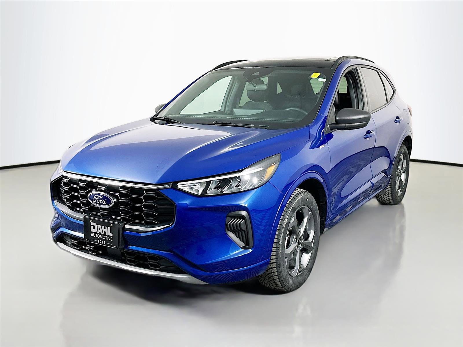 Used 2023 Ford Escape ST-Line w/ Tech Pack #1 image 3