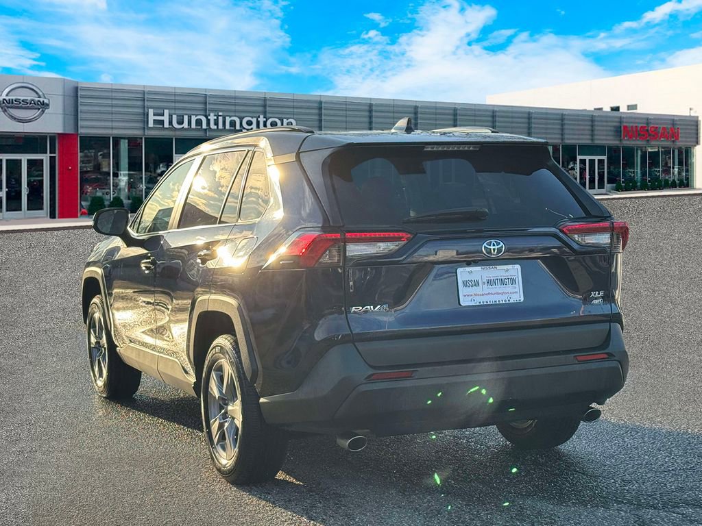 Used 2024 Toyota RAV4 XLE image 5