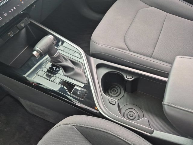 Used 2025 Kia Niro LX FWD image 23