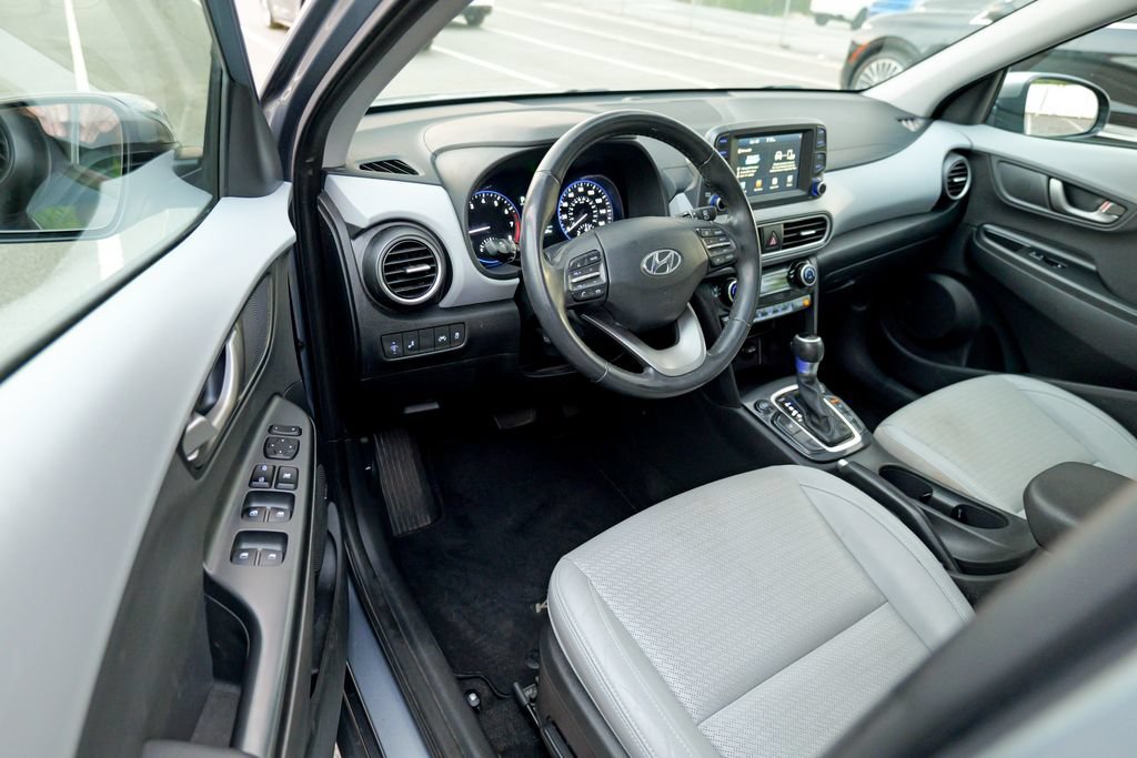 Used 2019 Hyundai Kona Limited AWD/4WD image 16