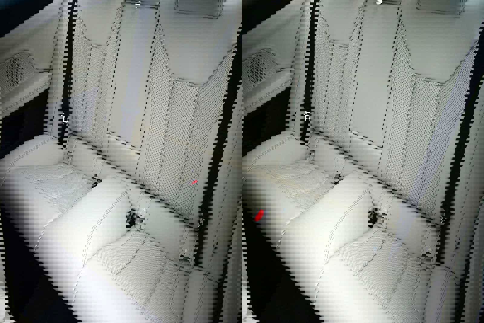 Used 2025 BMW 430i Coupe w/ M Sport Package image 8