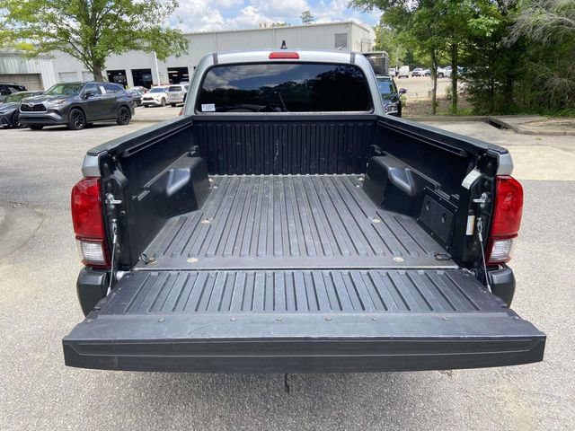 Used 2022 Toyota Tacoma SR RWD image 11
