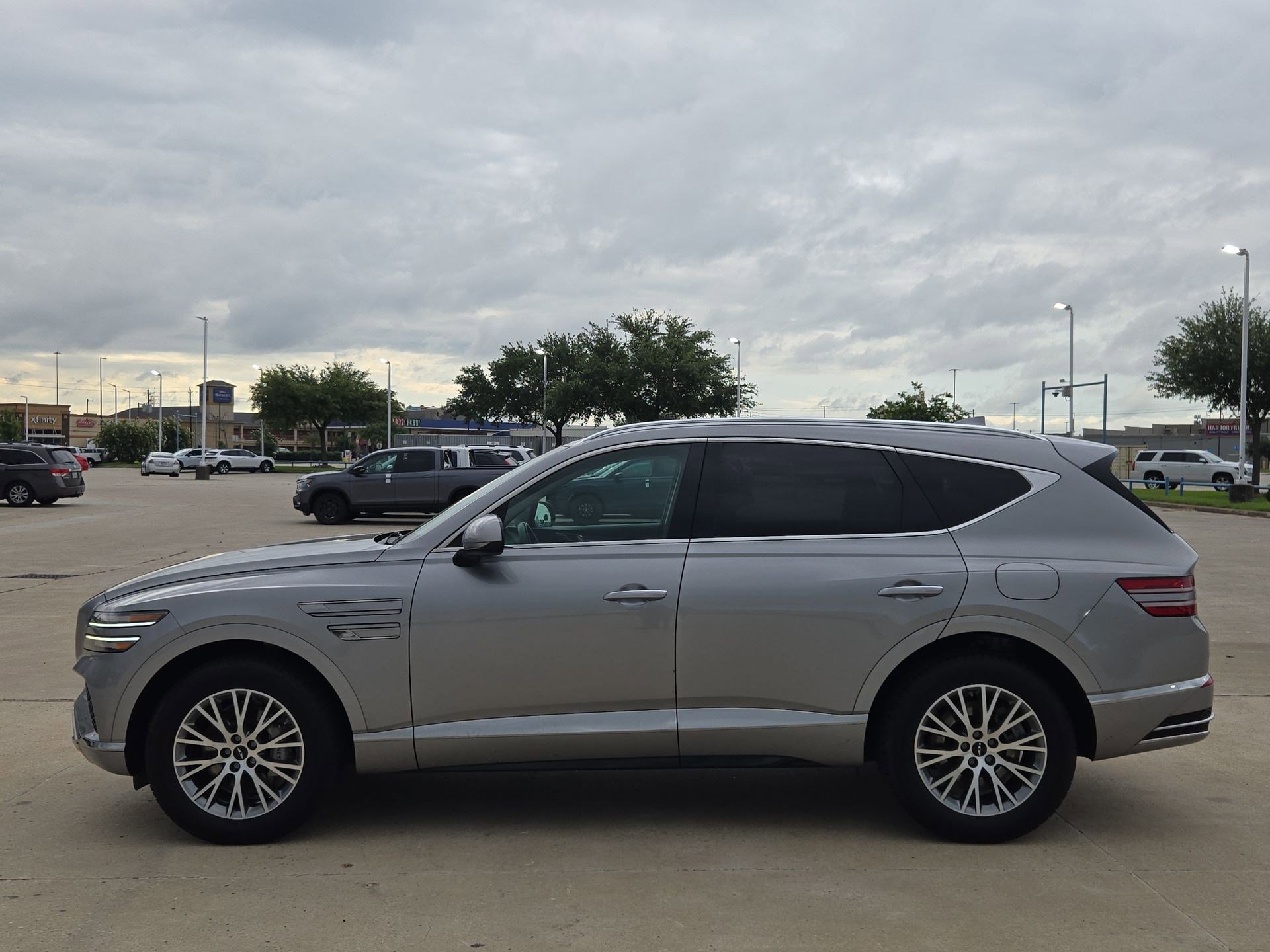 Used 2025 Genesis GV80 2.5T Standard AWD/4WD image 7