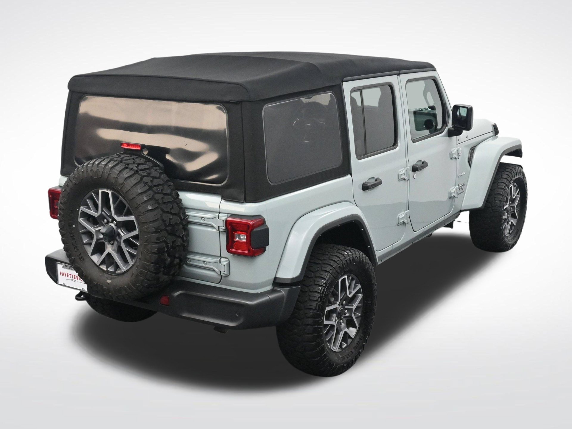 Used 2024 Jeep Wrangler Unlimited Sahara w/ Safety Group AWD/4WD image 24
