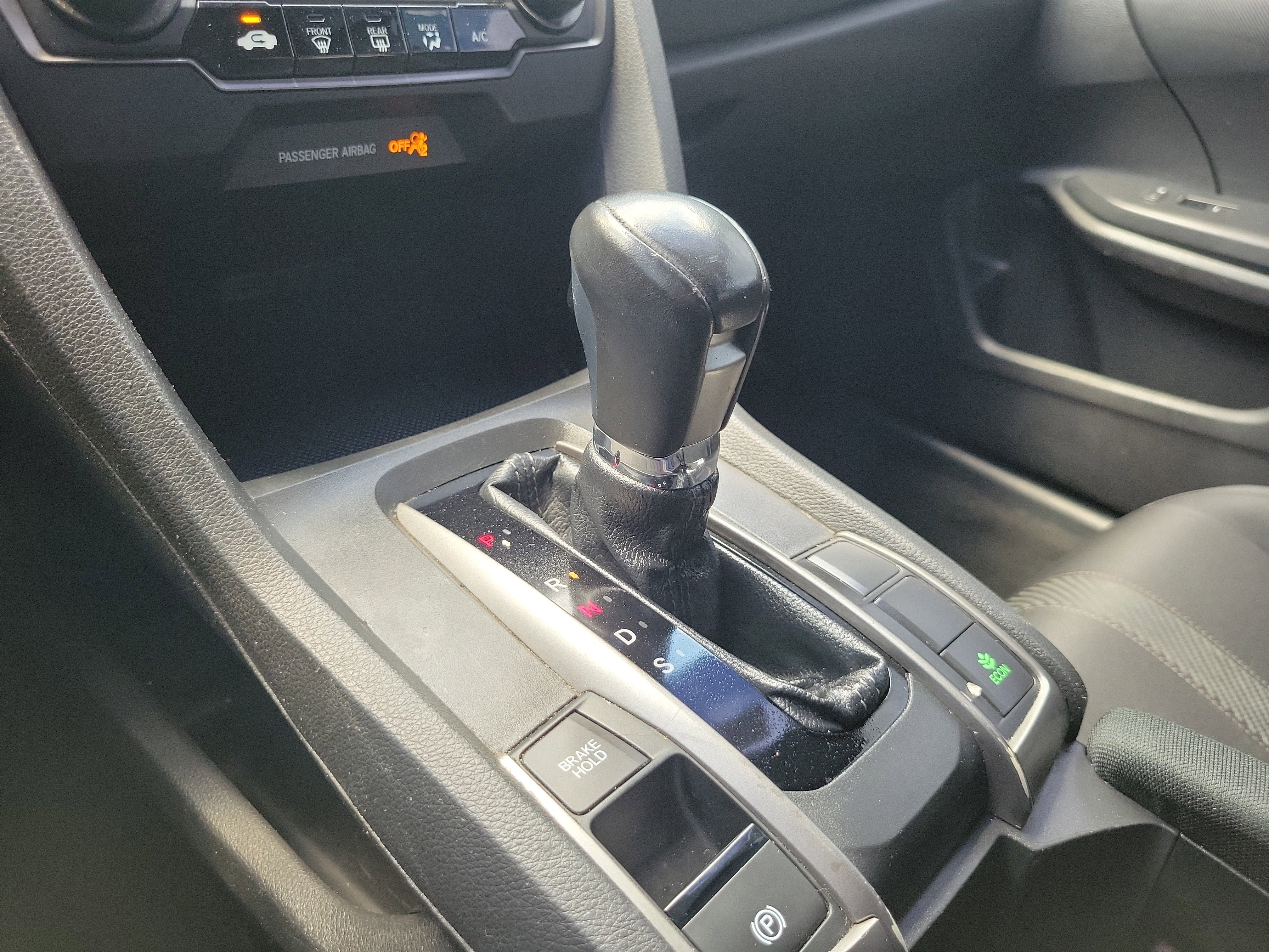 Used 2018 Honda Civic Sport image 28