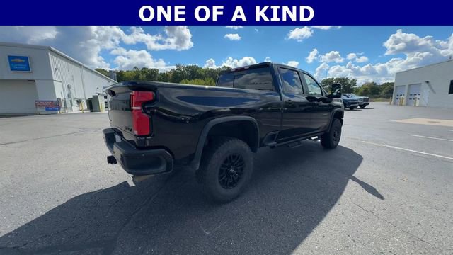 Certified 2024 Chevrolet Silverado 2500 ZR2 w/ LPO, Dark Essentials Package image 9