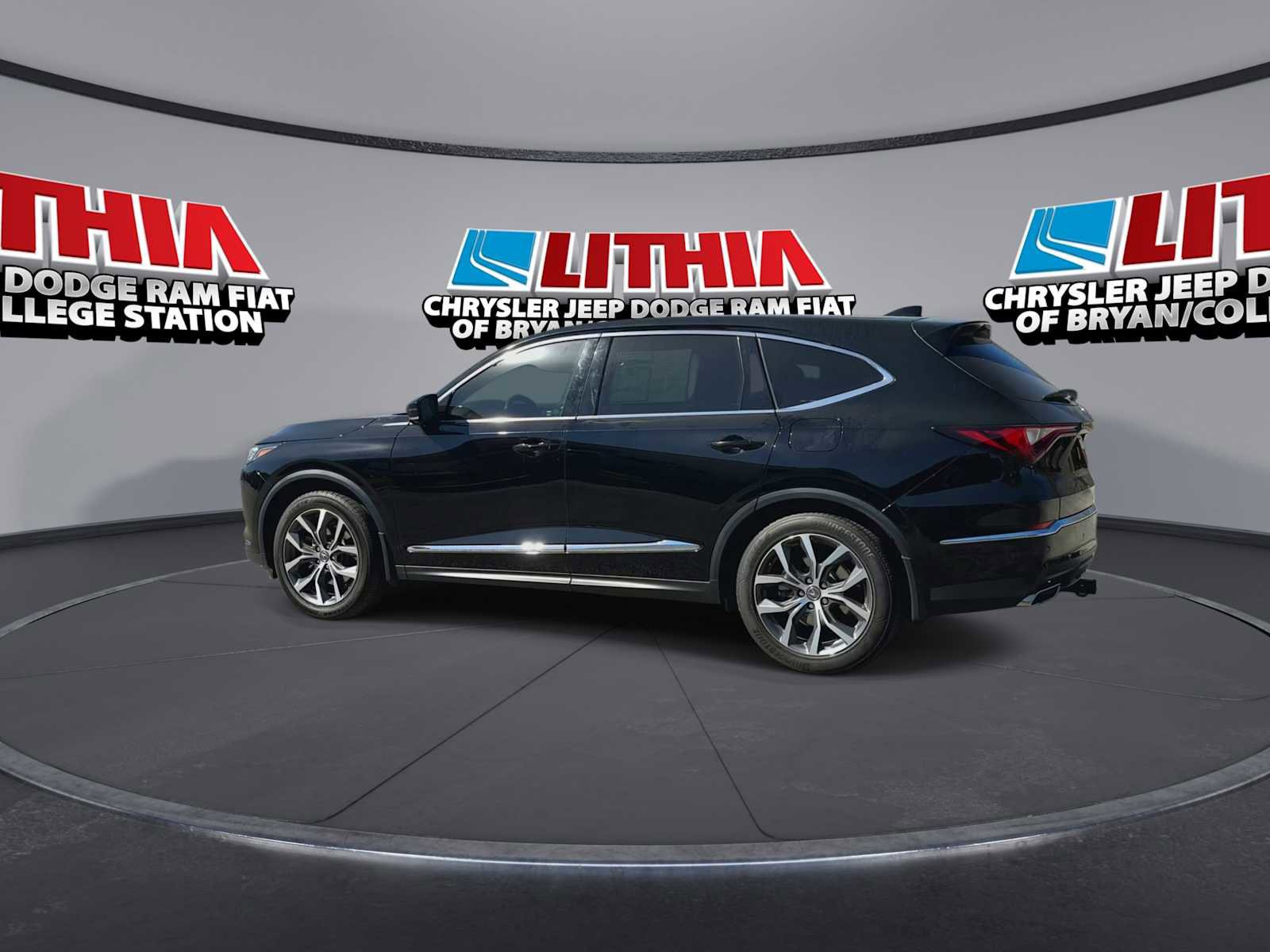 Used 2023 Acura MDX FWD w/ Technology Package image 6