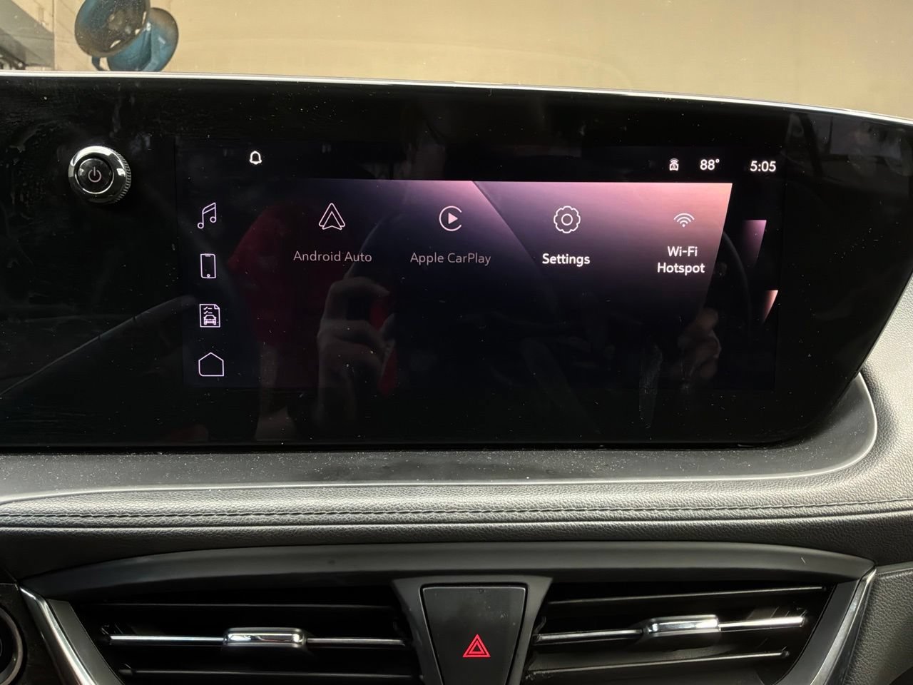 Used 2025 Buick Encore GX Preferred AWD/4WD image 28