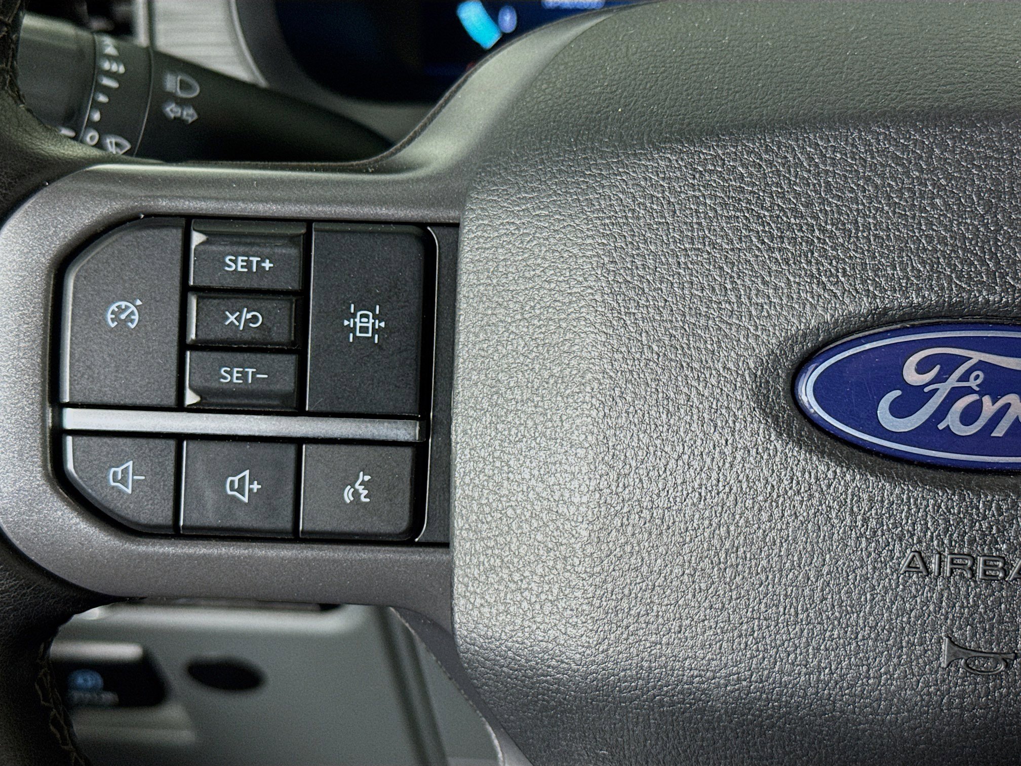 Used 2024 Ford F150 XLT AWD/4WD image 13