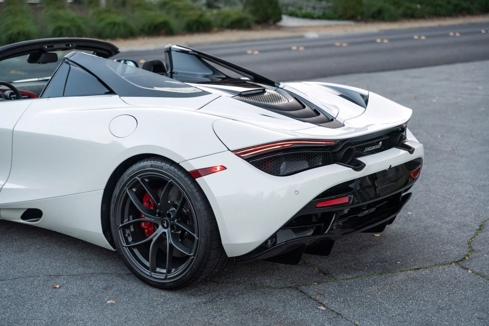 Used 2021 McLaren 720S Spider image 67