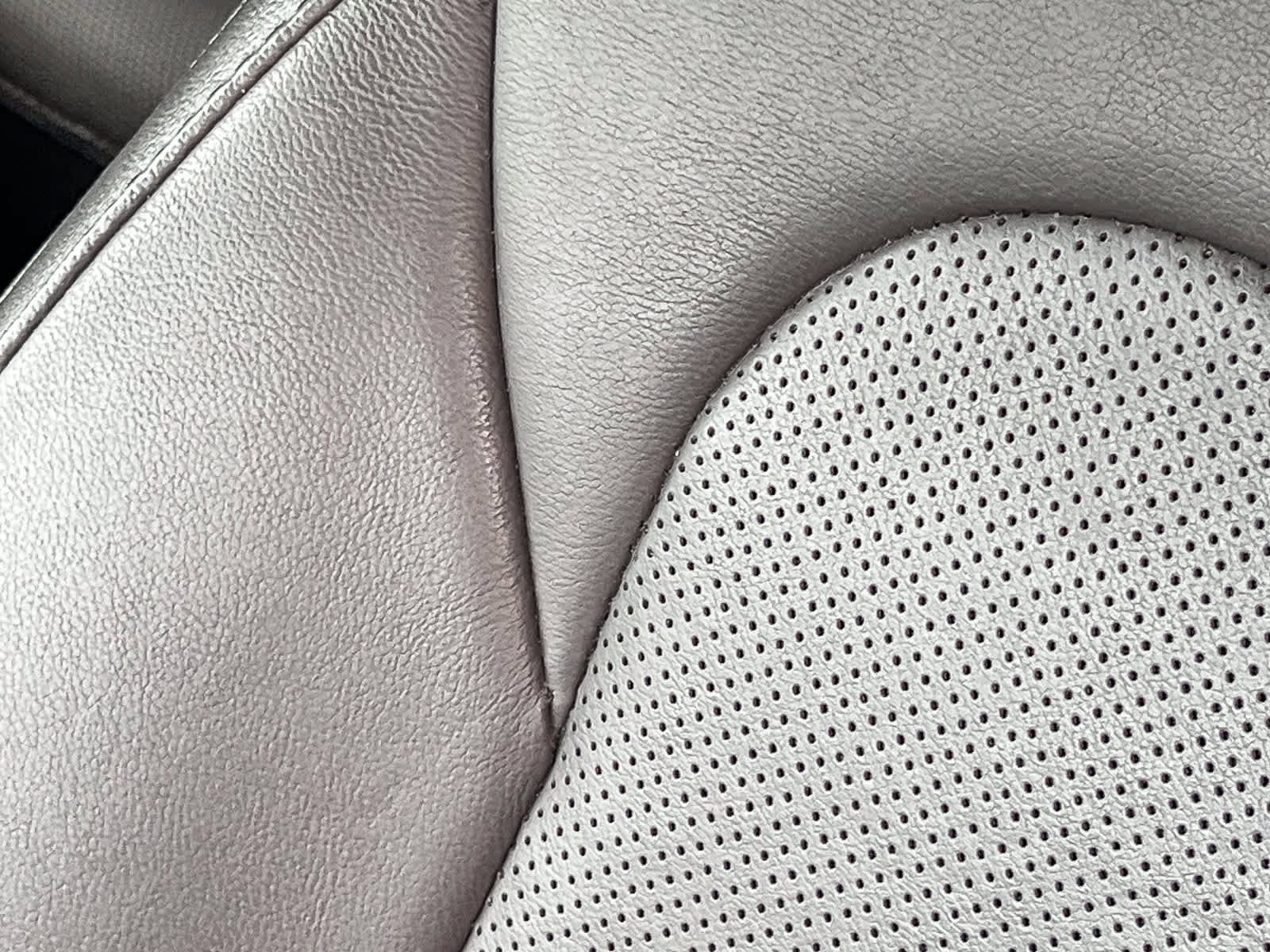 Used 2017 Hyundai Santa Fe Sport 2.0T image 24